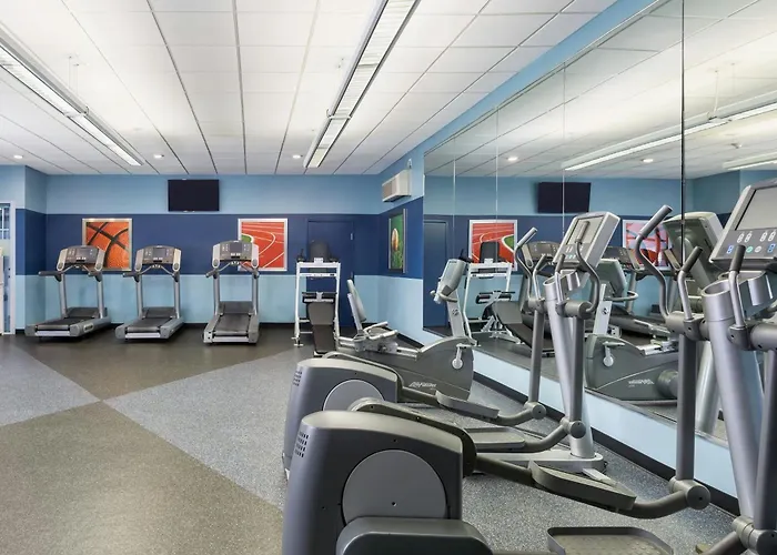 Four Points By Sheraton Chicago O'hare Hotel 3*