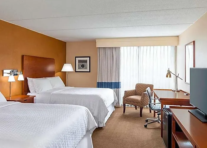 Four Points By Sheraton Chicago O'hare Hotel Schiller Park