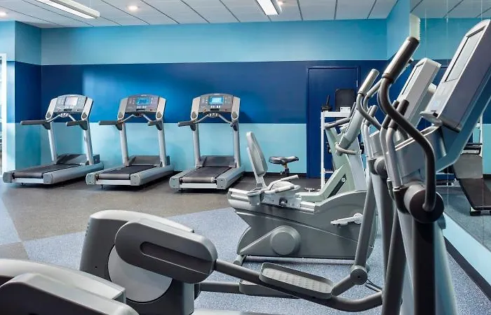 Four Points By Sheraton Chicago O'hare Hotel 3*