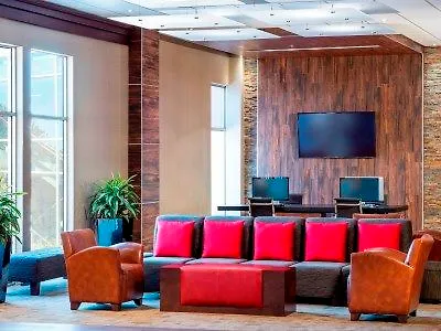 Four Points By Sheraton Chicago O'hare Hotel