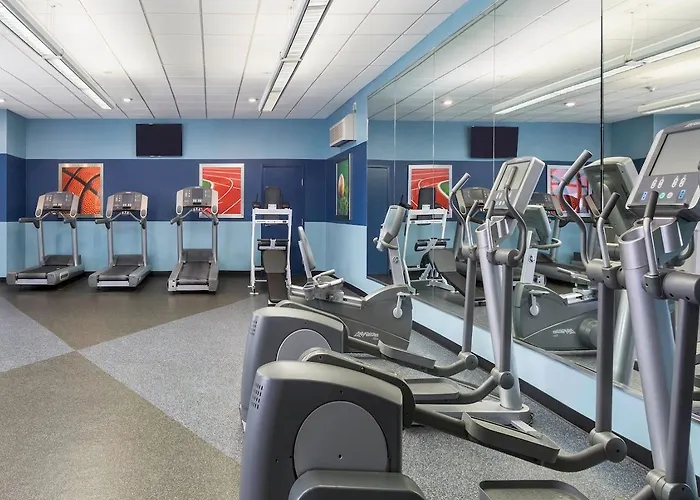 Hotel Four Points By Sheraton Chicago O'hare 3*